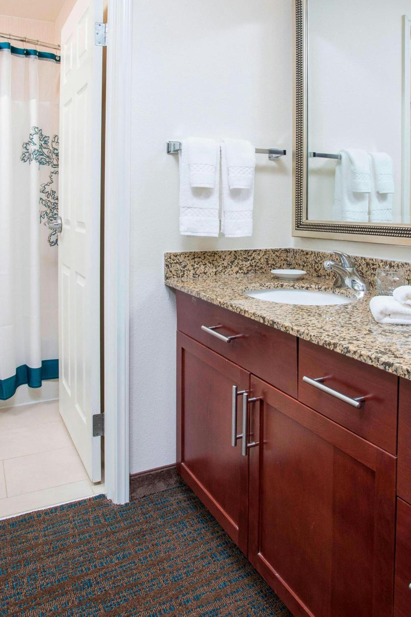 Residence Inn Топіка Екстер'єр фото