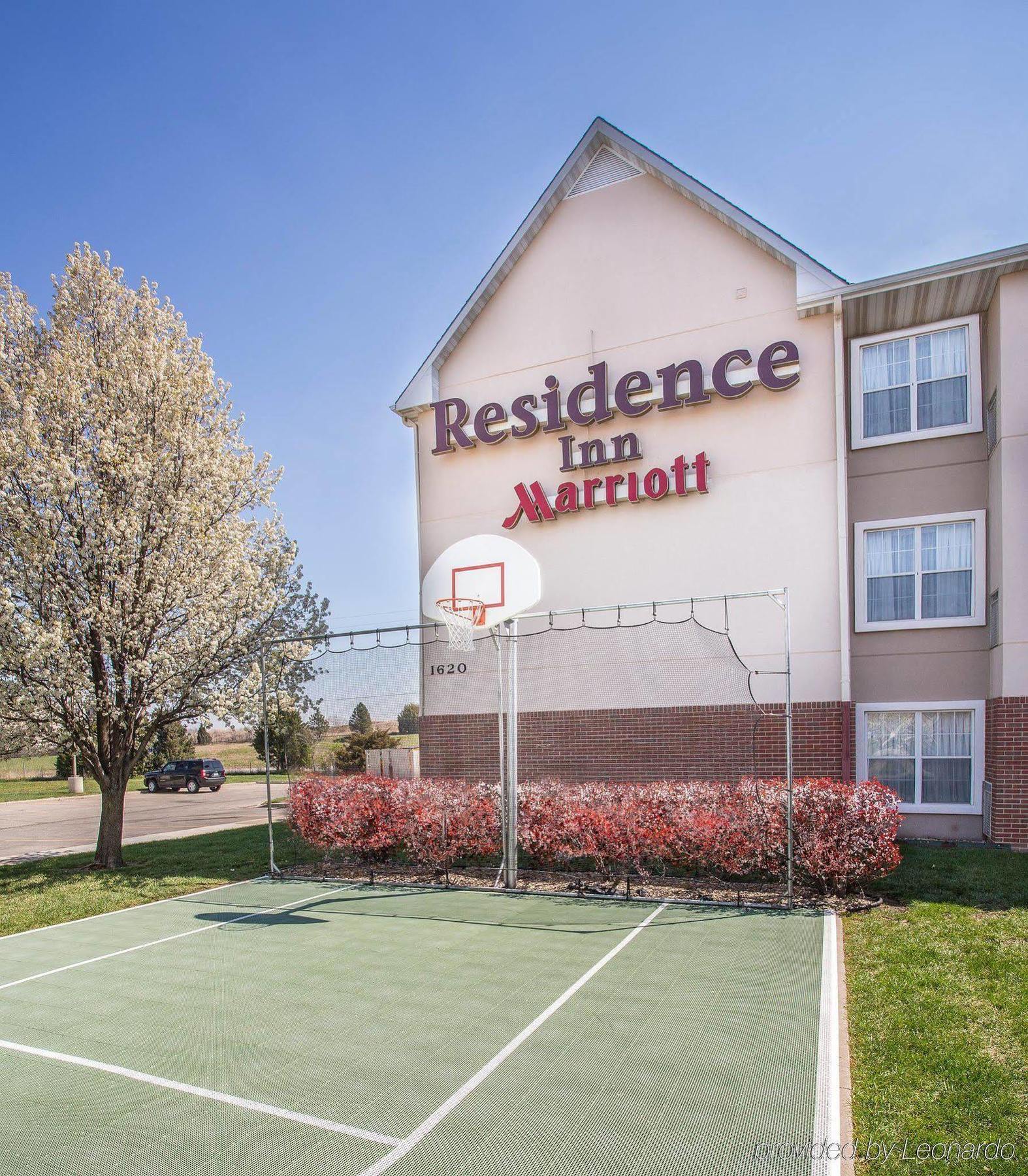 Residence Inn Топіка Екстер'єр фото