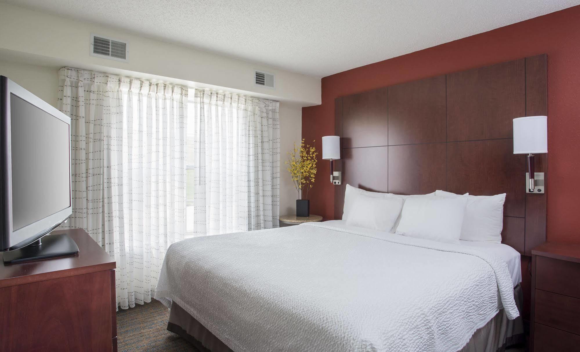 Residence Inn Топіка Екстер'єр фото